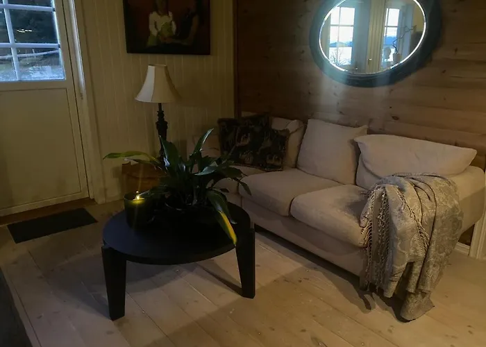 Ingeborgstova Feriehus Lii
